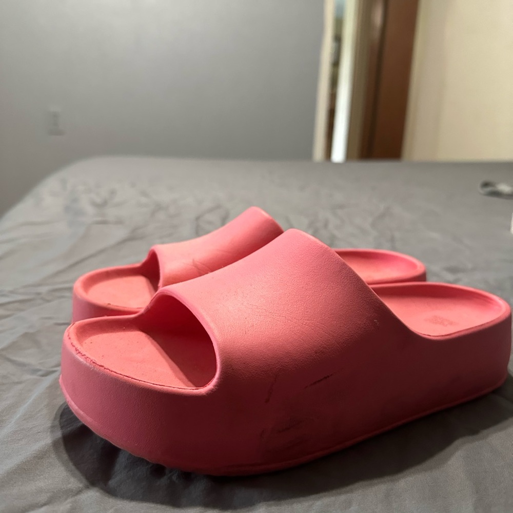 Target Pool Slides, size 8